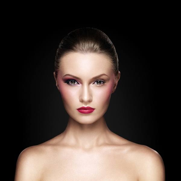 Photograph Ully Zoelkarnain  Make Over Privew 2 on One Eyeland